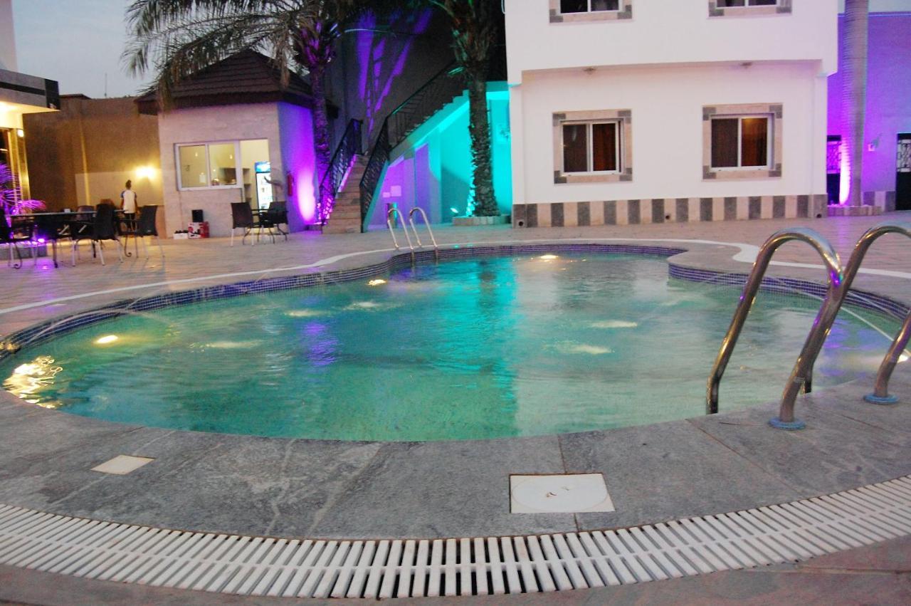 R & K Guest Palace Hotel Kano Esterno foto